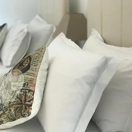 Bnt Luxury * Cirénia